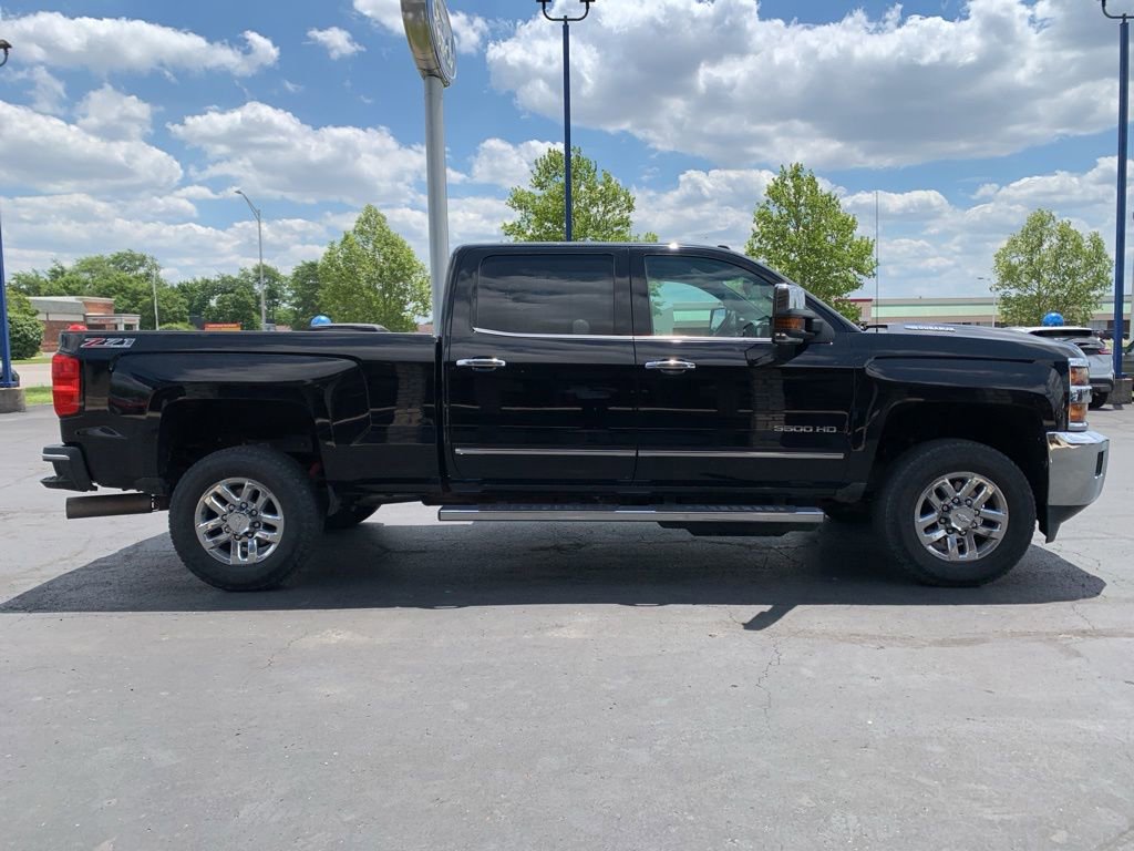 chevrolet silverado 3500hd 2017 1GC4K0EY3HF182618 image chevrolet silverado 3500hd 2017 1GC4K0EY3HF182618 image